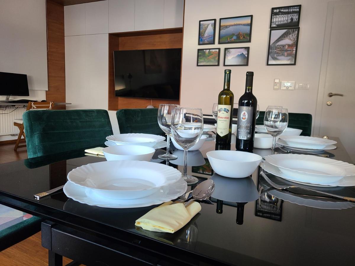 Modern 4-Star Luxury Apt - Wfh Ready, Free Parking Zagreb Exterior photo