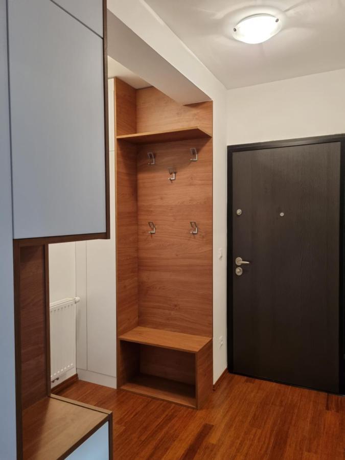 Modern 4-Star Luxury Apt - Wfh Ready, Free Parking Zagreb Exterior photo