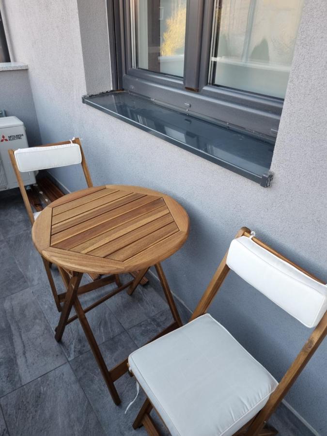 Modern 4-Star Luxury Apt - Wfh Ready, Free Parking Zagreb Exterior photo